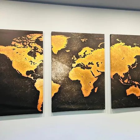 Monte Urpinu Modern Flat カリアリ